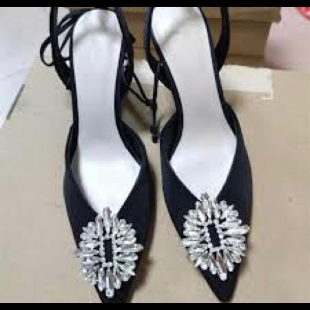 NWT Zara heels with sparkly brooch